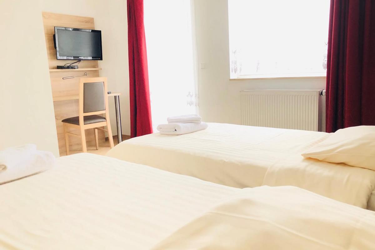 Hotel & Restaurant Miranda Siek Екстериор снимка